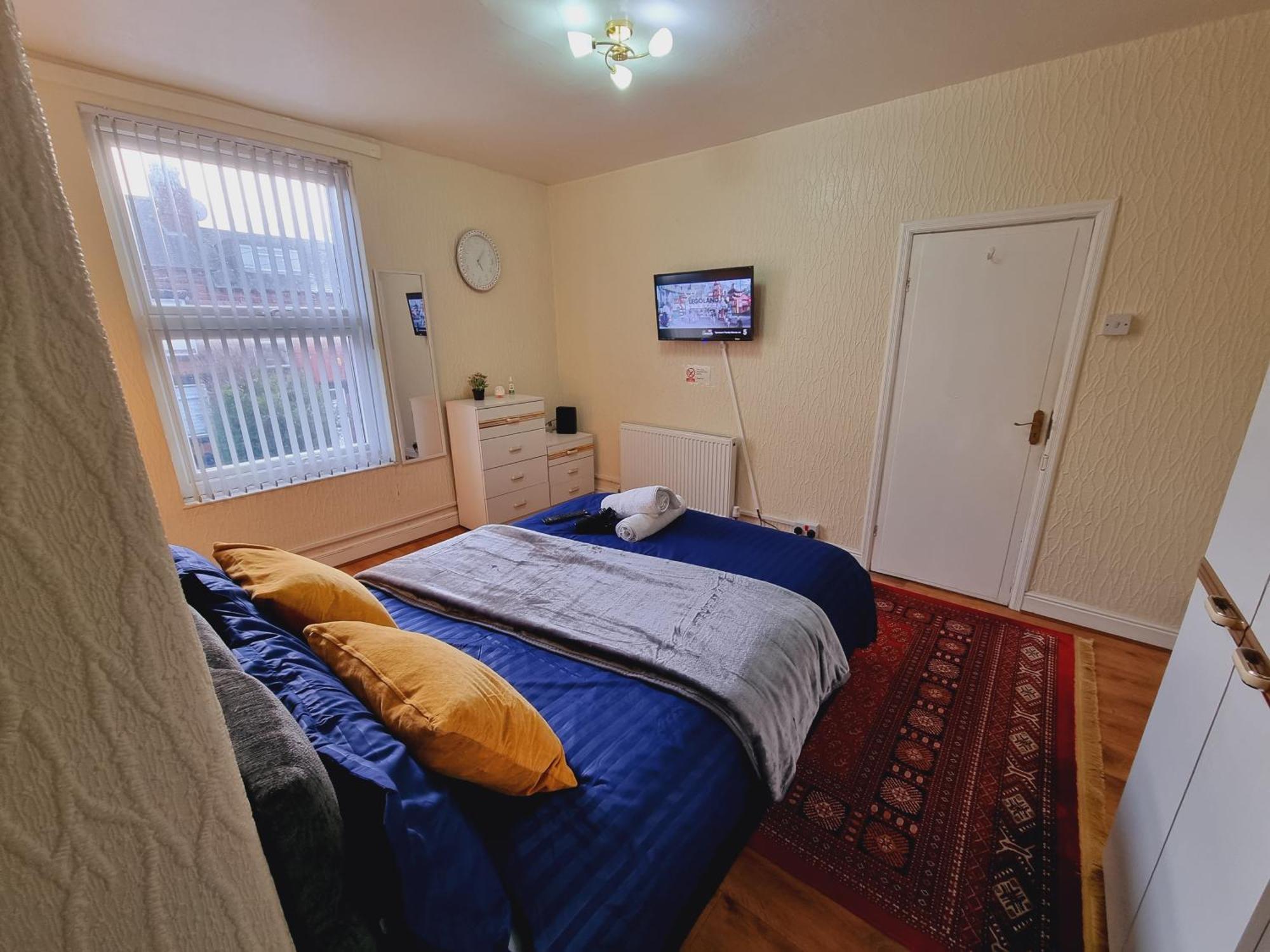 Spacious Two Bedroom House, Parking And Wifi Leeds  Luaran gambar