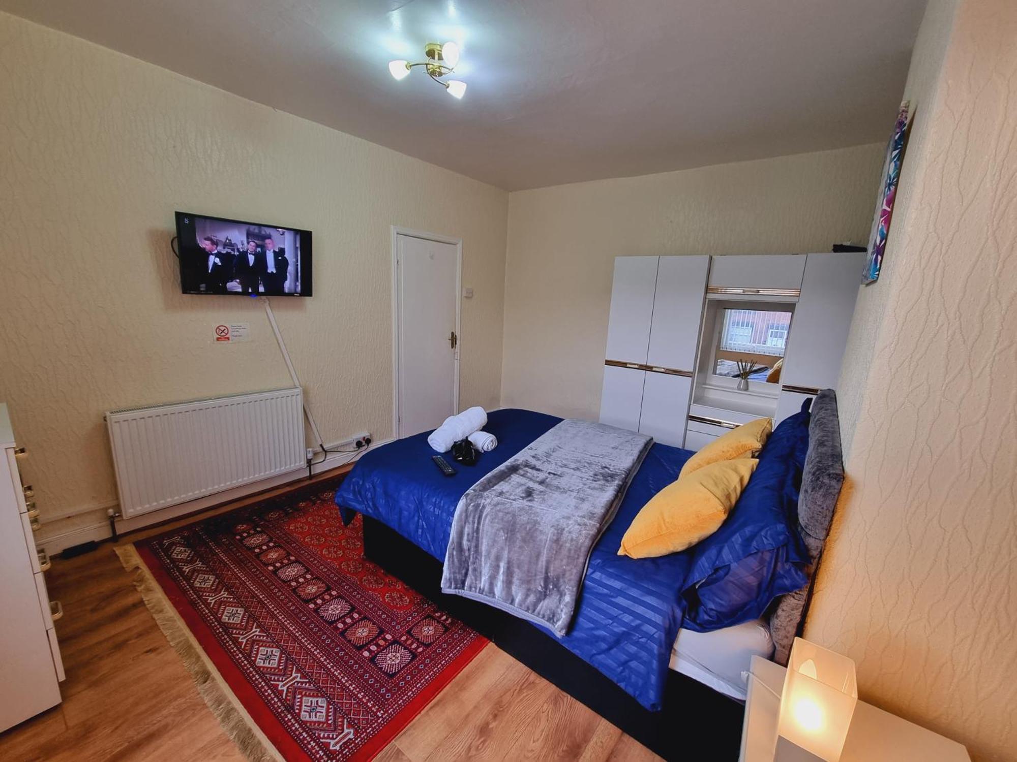 Spacious Two Bedroom House, Parking And Wifi Leeds  Luaran gambar